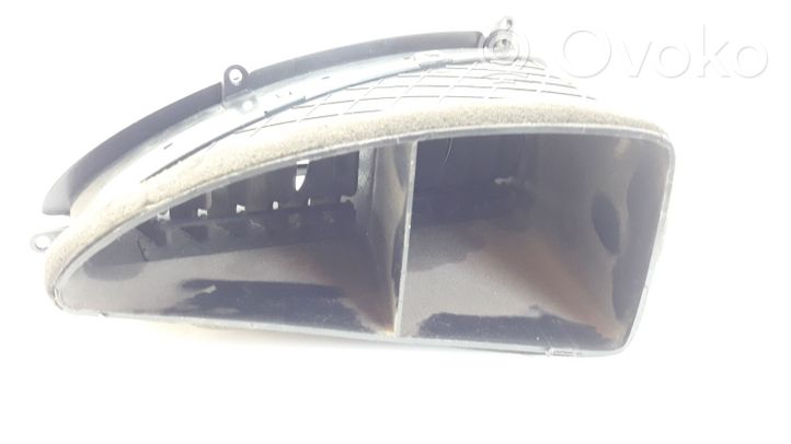 Hyundai Elantra Griglia di ventilazione centrale cruscotto 974122D000