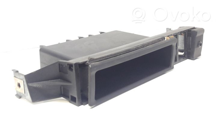 Audi 100 200 5000 C3 Boîte / compartiment de rangement pour tableau de bord 443863347