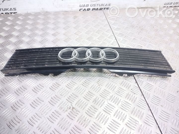 Audi 80 90 B3 Grotelės viršutinės 893853655