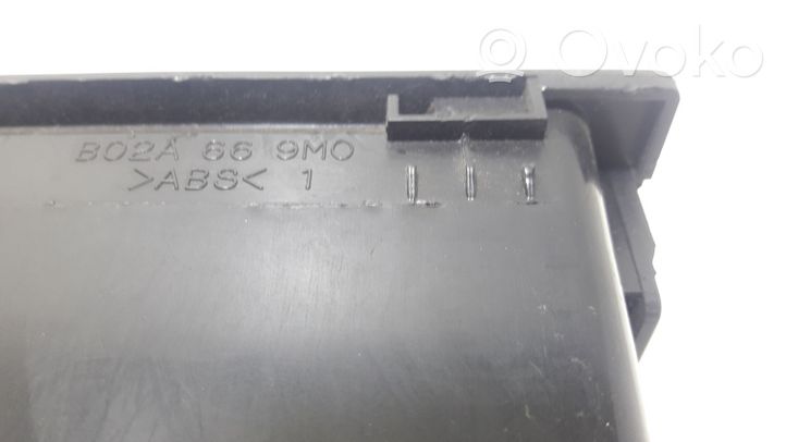 Mazda MPV Boîte / compartiment de rangement pour tableau de bord B02A669M0