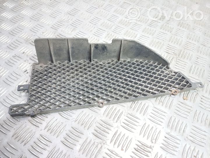 Daihatsu Sirion Maskownica / Grill / Atrapa górna chłodnicy 5311397201