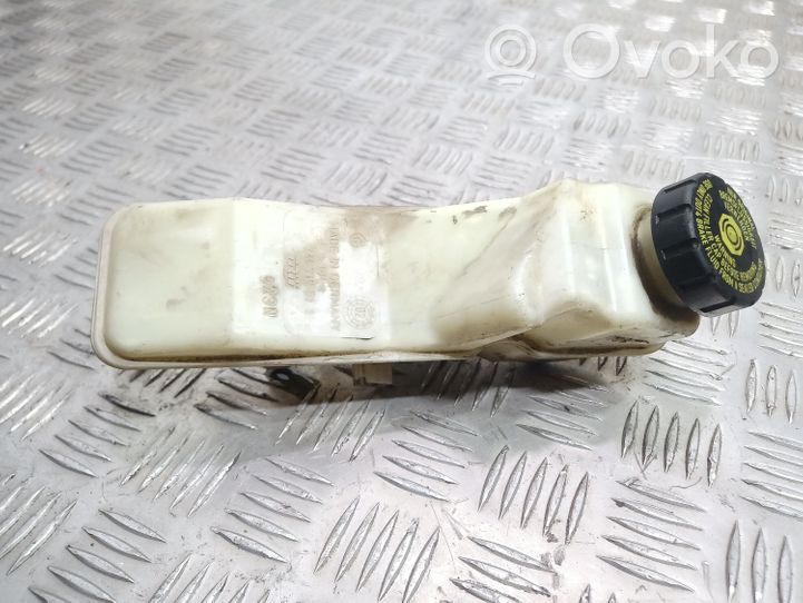 Toyota Corolla E120 E130 Réservoir de liquide de frein 74471251