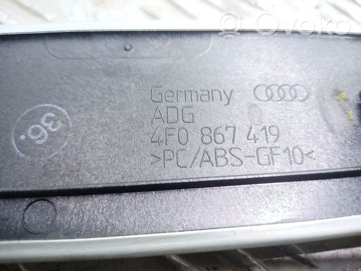 Audi A6 S6 C6 4F Rivestimento della portiera posteriore 4F0867419