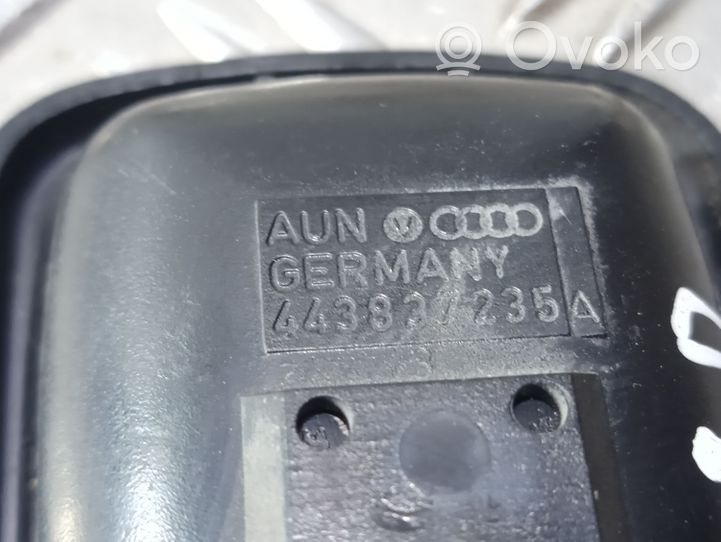 Audi 100 200 5000 C3 Autres éléments de garniture de porte arrière 443837235A