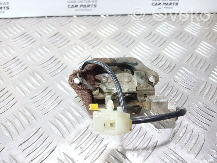 Nissan Primera Serrure de loquet coffre 