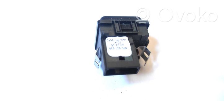 Audi A4 S4 B7 8E 8H Sun solar sensor 8P0907539