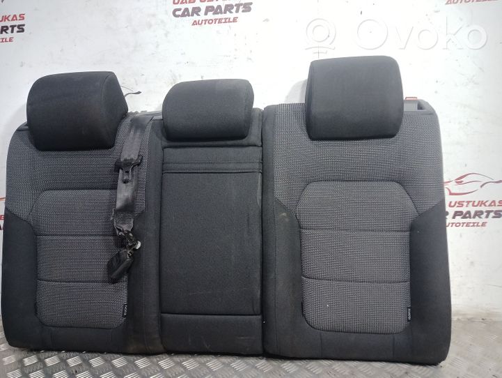 Volkswagen PASSAT B7 Seat and door cards trim set 