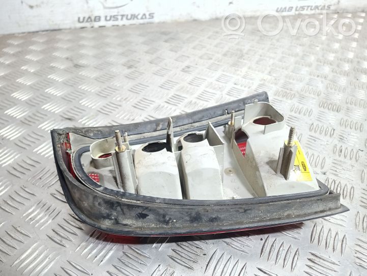 Opel Vectra B Lampa tylna 37650748