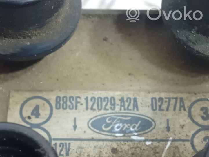 Ford Fiesta Cewka zapłonowa wysokiego napięcia 88SF12029A2A