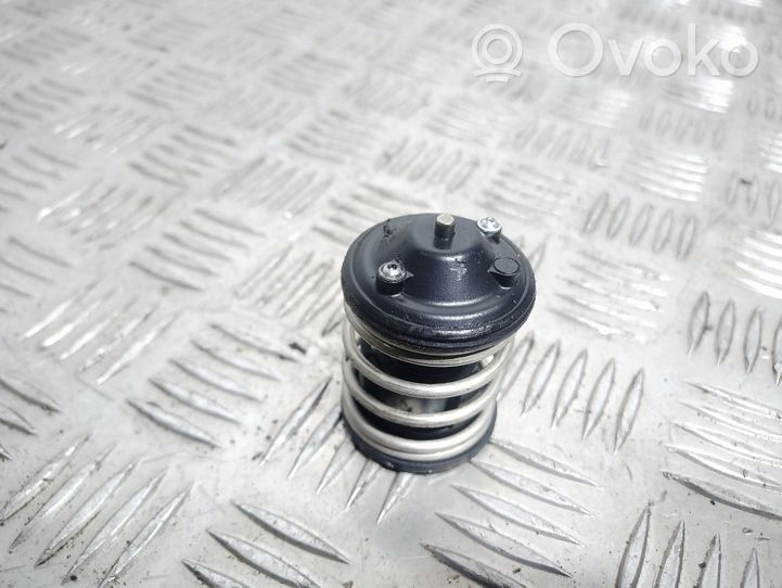 BMW 1 E81 E87 Termostat / Obudowa termostatu 409973D