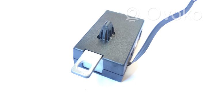 Volvo XC90 Aerial antenna amplifier 30752098