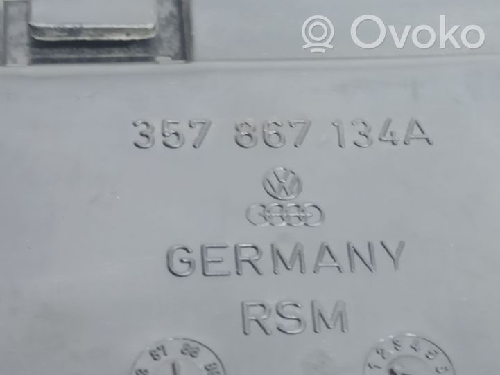 Volkswagen PASSAT B3 Etuoven verhoilu 357867134A