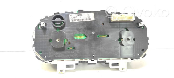 Nissan Qashqai Compteur de vitesse tableau de bord 