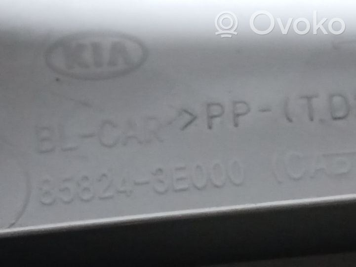 KIA Sorento Osłona górna słupka / B 858243E000