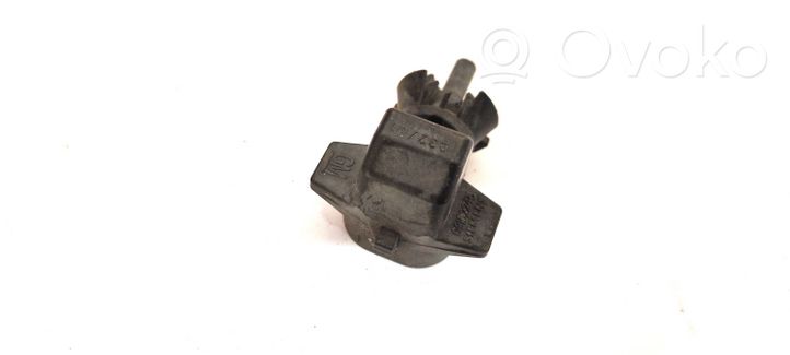 Opel Meriva B Czujnik temperatury zewnętrznej 09152245