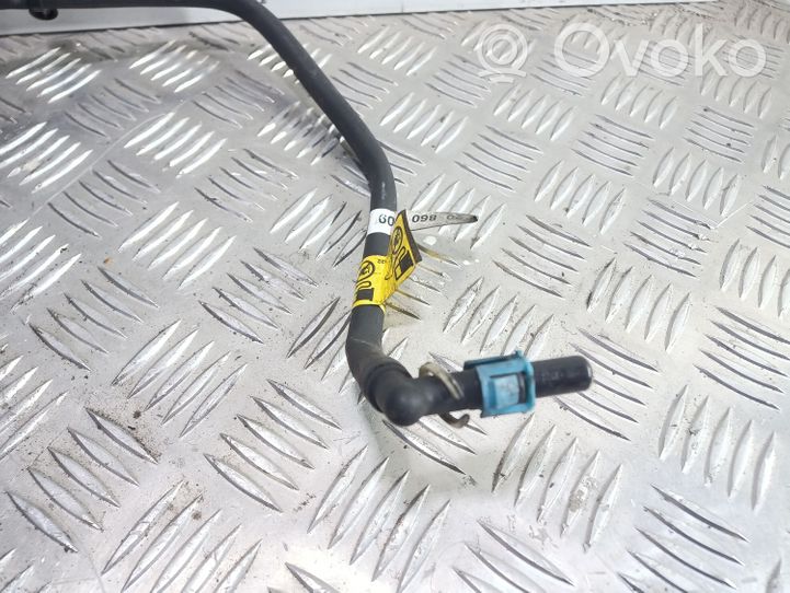 Chevrolet Captiva Tuyau d'alimentation conduite de carburant 9810010322