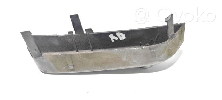 Land Rover Range Rover L322 Moulure sous phares 1300591