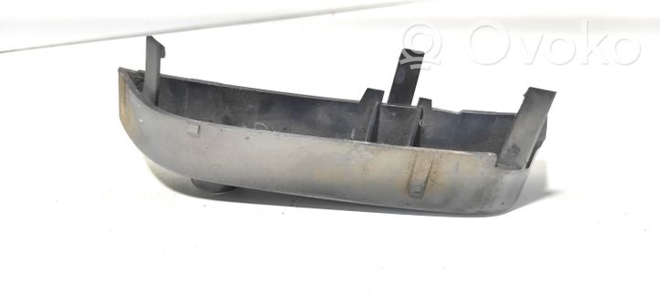 Land Rover Range Rover L322 Moulure sous phares 1300591