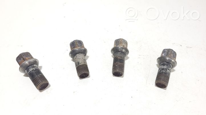 Audi A6 S6 C6 4F Nuts/bolts 