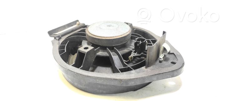 Opel Astra J Rear door speaker 