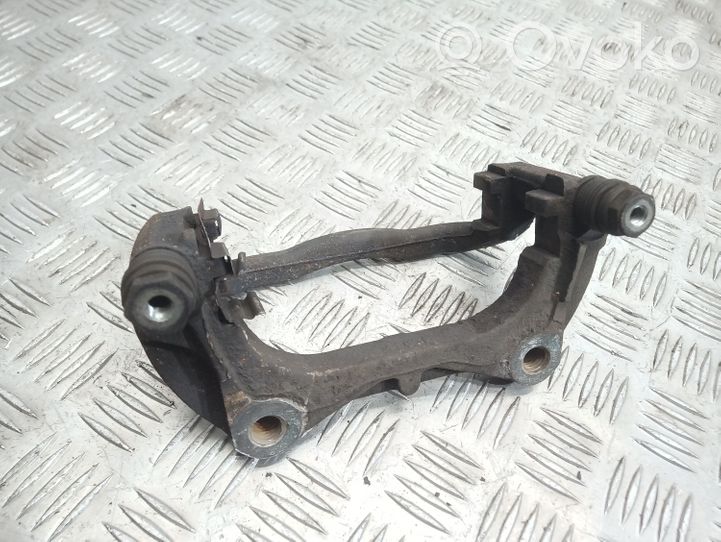 Opel Astra J Supporto della pinza del freno anteriore 