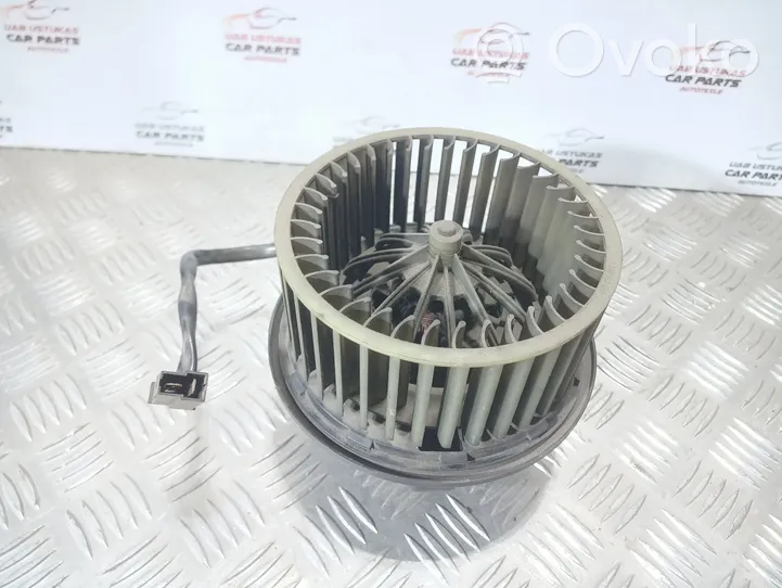 Volkswagen PASSAT B3 Heater fan/blower 