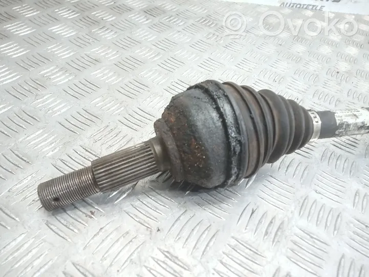 Nissan Qashqai+2 Front driveshaft 39100BB32B