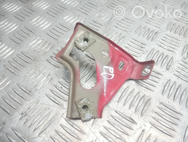 Opel Astra J Supporto di montaggio del parafango 13276369