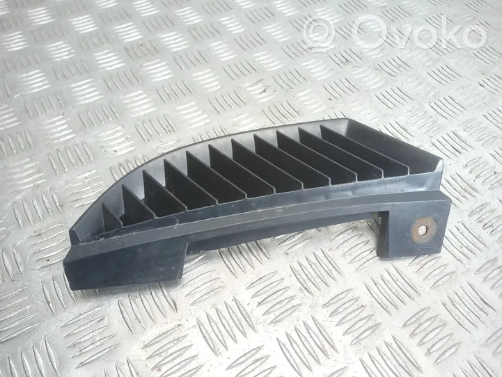 Mitsubishi Colt Grille calandre supérieure de pare-chocs avant MN127773