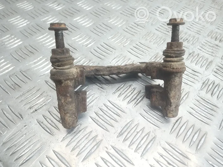 Audi A6 S6 C4 4A Supporto della pinza del freno posteriore 