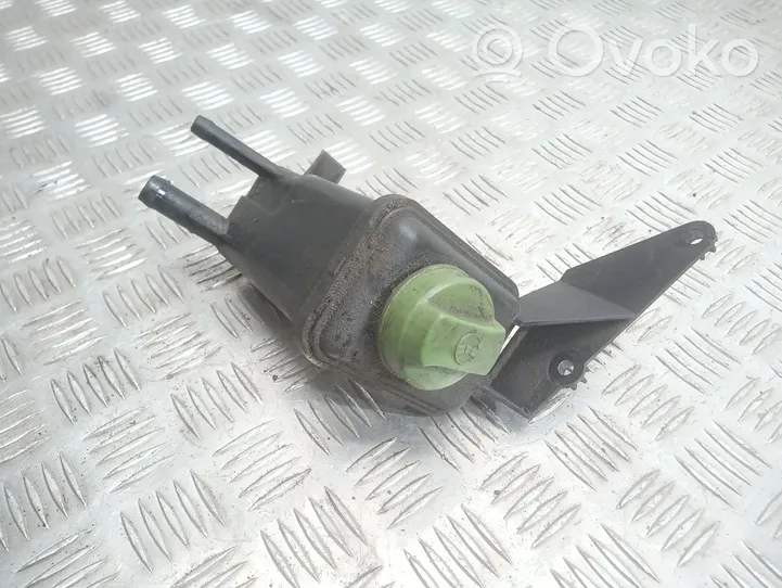 Volkswagen PASSAT B5.5 Serbatoio/vaschetta del liquido del servosterzo 3B0422371