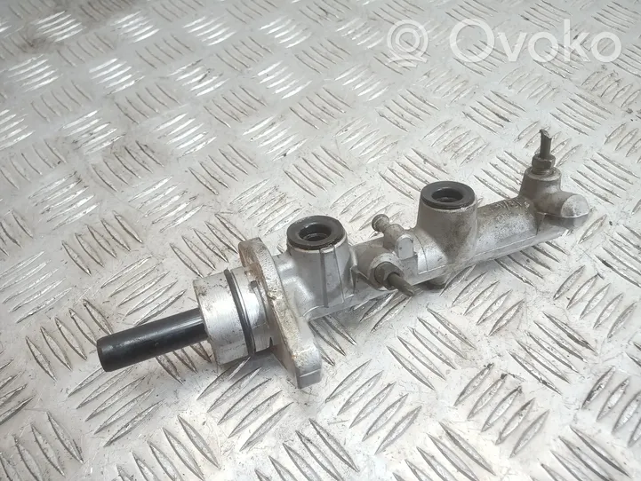 Toyota Corolla Verso E121 Główny cylinder hamulca 