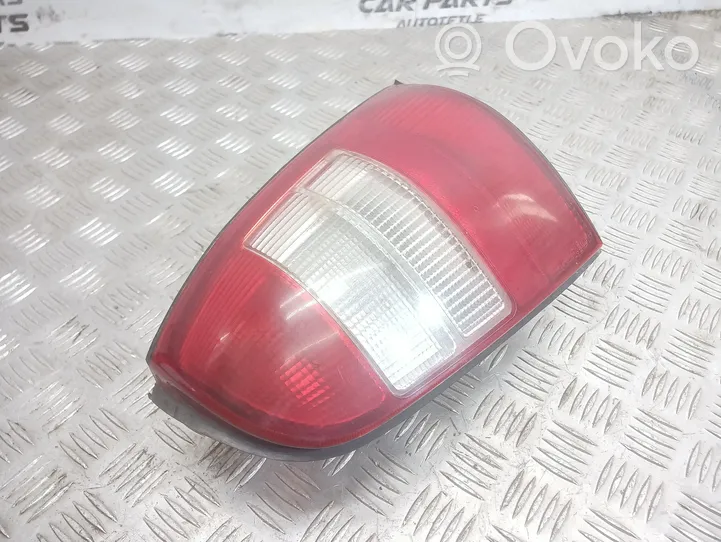 Opel Vectra B Luci posteriori 90585003