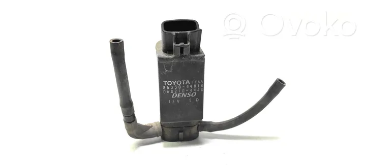 Toyota Corolla Verso E121 Pompa spryskiwacza szyby przedniej / czołowej 8533044010