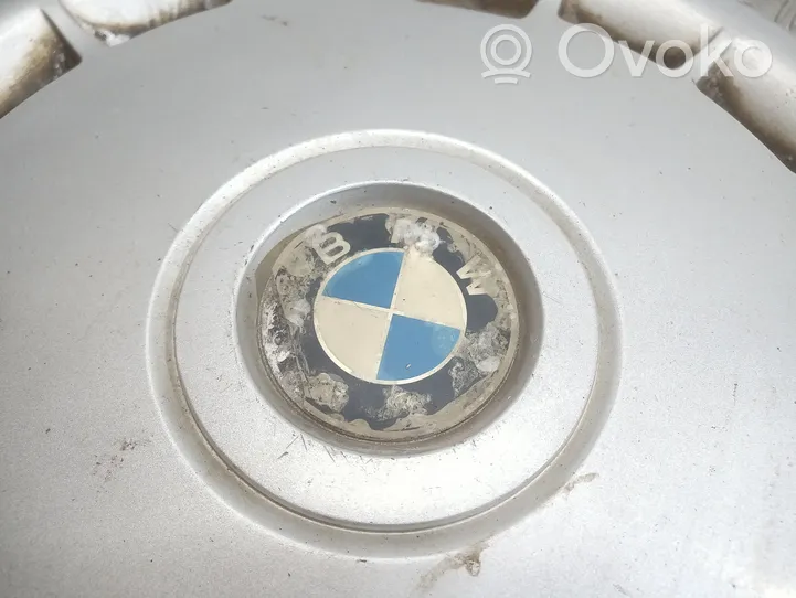 BMW 5 E34 Mozzo/copricerchi/borchia della ruota R15 1129843