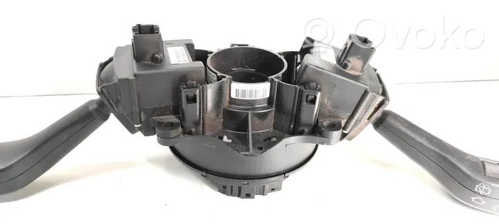 BMW 3 E46 Leva/interruttore dell’indicatore di direzione e tergicristallo 8377488