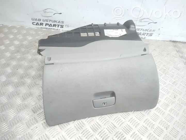 Volkswagen PASSAT B5.5 Glove box set 