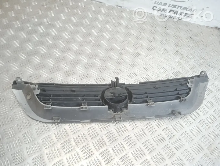 Opel Vectra B Maskownica / Grill / Atrapa górna chłodnicy 