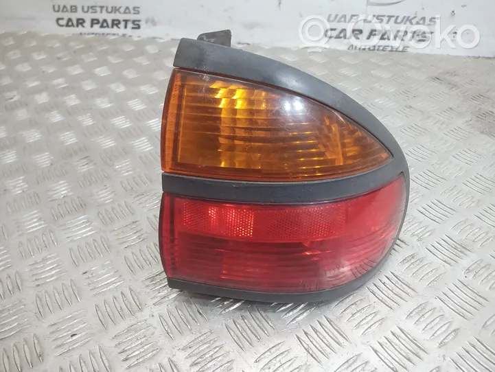 Renault Laguna I Rear/tail lights 