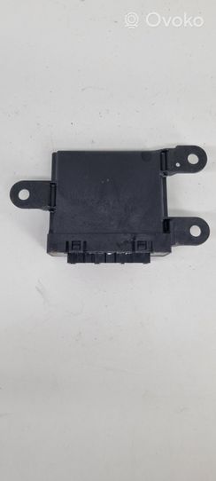 Opel Astra J Pysäköintitutkan (PCD) ohjainlaite/moduuli 22810361