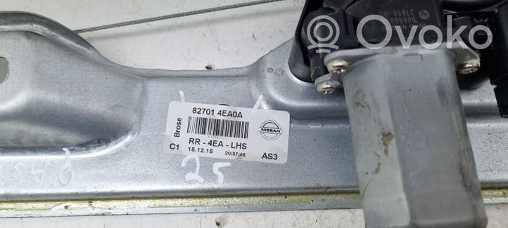 Nissan Qashqai Alzacristalli manuale della portiera posteriore 827014EA0A