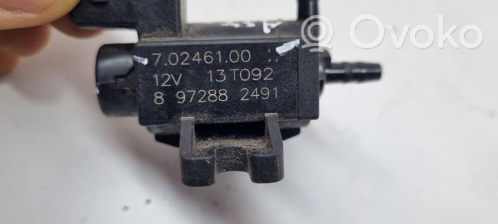 Opel Astra J Zawór podciśnienia / Elektrozawór turbiny 70246100