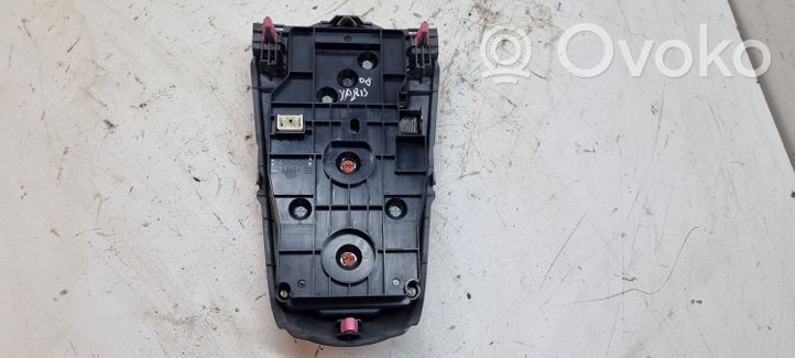 Toyota Yaris Klimato kontrolės/ pečiuko kontrolės apdaila 559000D210