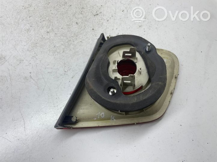 Volkswagen Jetta V Luci posteriori del portellone del bagagliaio 1K5945093