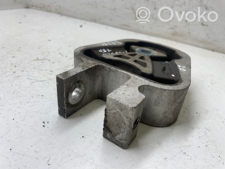 Ford Mondeo MK V Supporto della scatola del cambio DP536P082CB