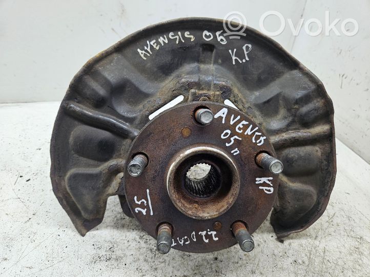 Toyota Avensis T250 Front wheel hub 