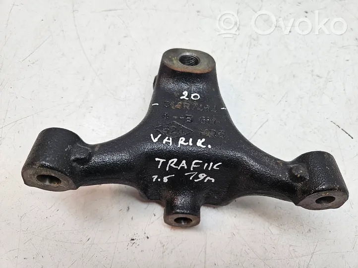 Renault Trafic III (X82) Engine mounting bracket 314R7464