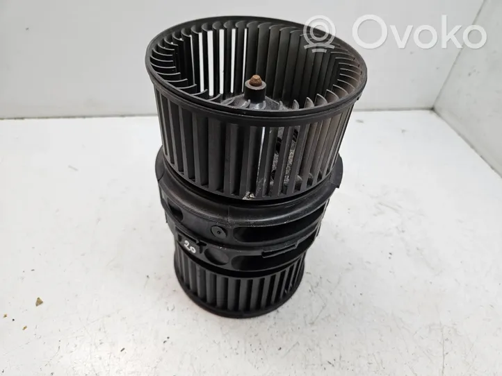 Renault Megane III Ventola riscaldamento/ventilatore abitacolo T1001277N