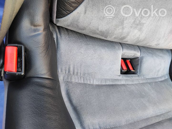 Volkswagen Transporter - Caravelle T5 Rear seat 