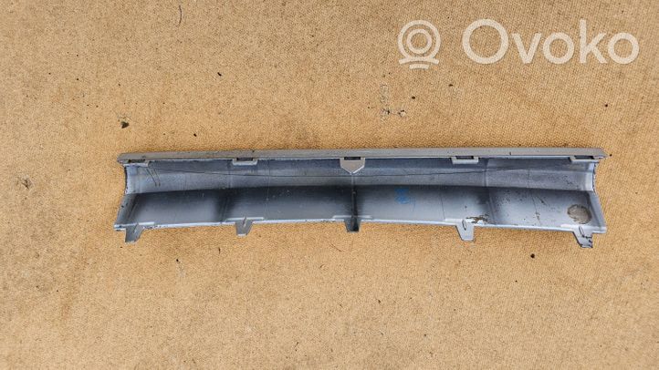 Renault Trafic II (X83) Modanatura separatore del paraurti anteriore MOULD66043